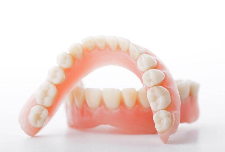 Complete Dentures | Forest Lane Dental Clinic | Family & General Dentists | SE Calgary